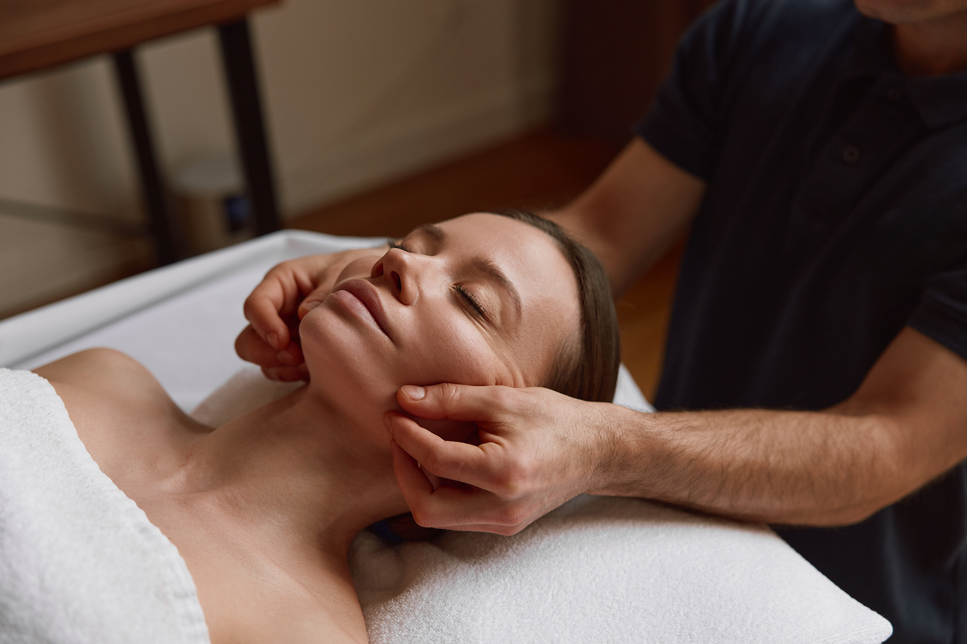 Massaggi per il Qui e Ora: ritrovare presenza quando l’ansia prende spazio.